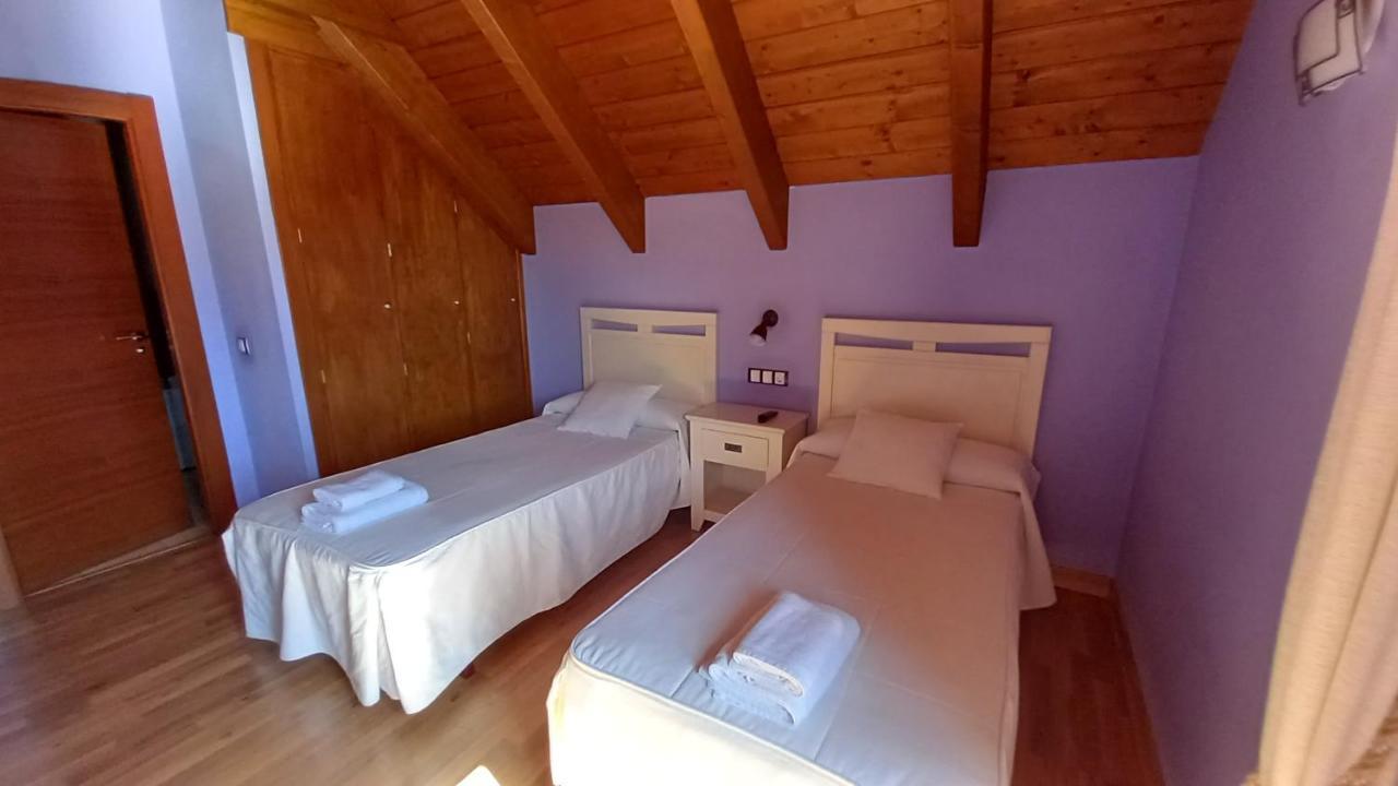 Hostal Rural Casa Parda Tramacastilla de Tena Exteriör bild