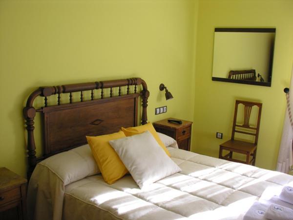 Hostal Rural Casa Parda Tramacastilla de Tena Rum bild