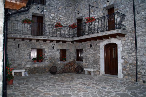 Hostal Rural Casa Parda Tramacastilla de Tena Exteriör bild